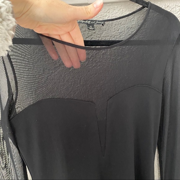 Elizabeth & James Sheer Long Sleeve Top - Picture 5 of 8